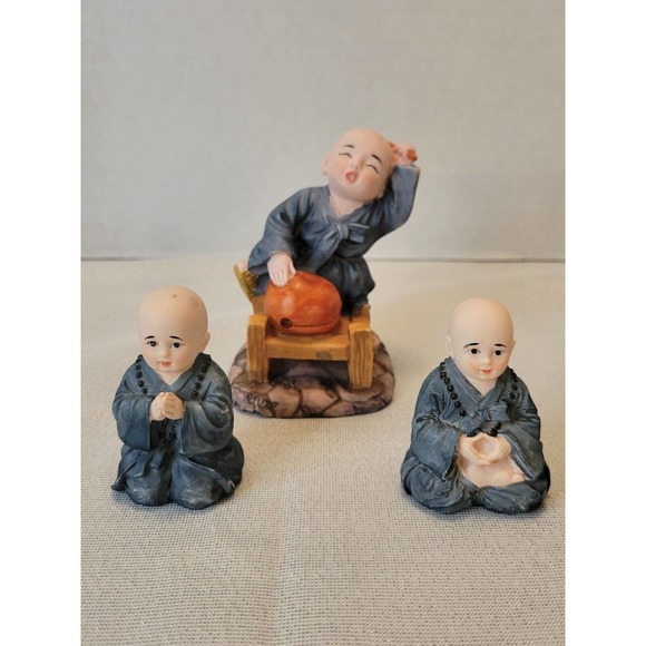 Yejin Craft Little Monks In Various Acts Of Daily Living Asian Tibetan Practice - Picture 2 of 9